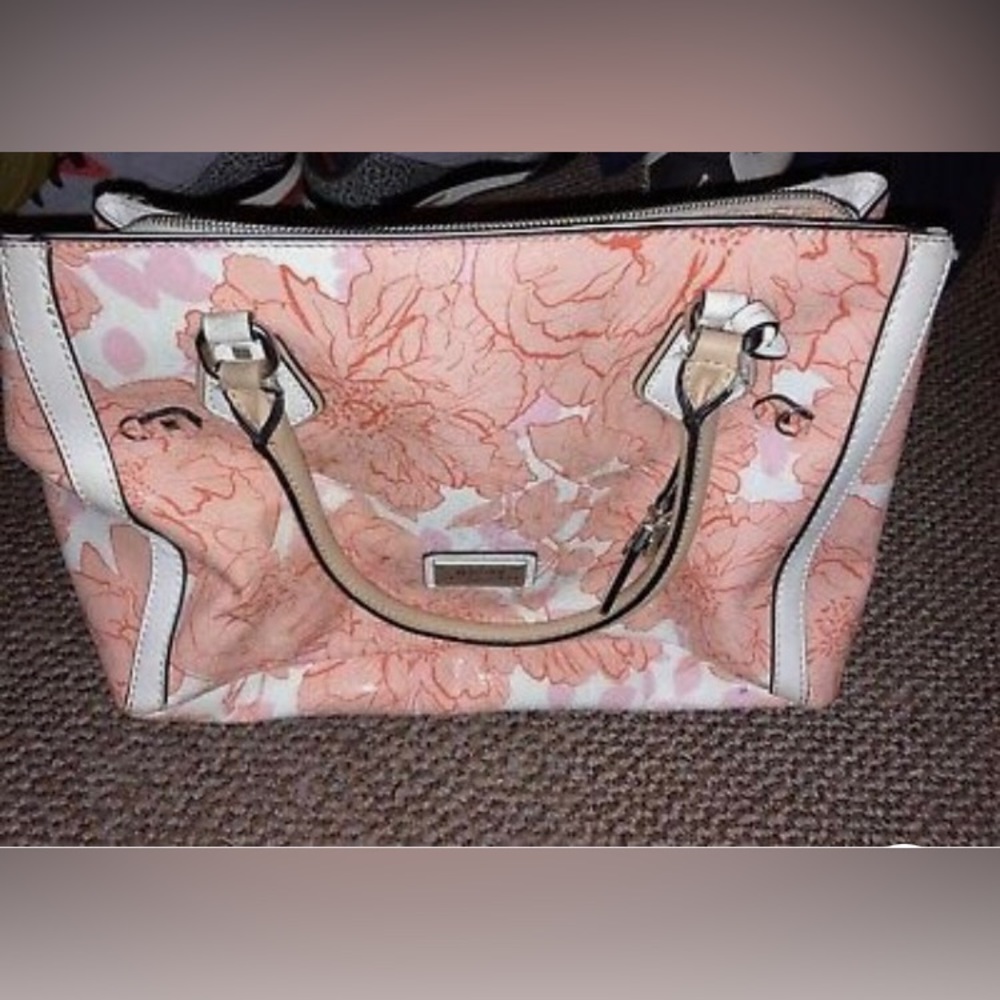 Vintage Y2K Guess purse